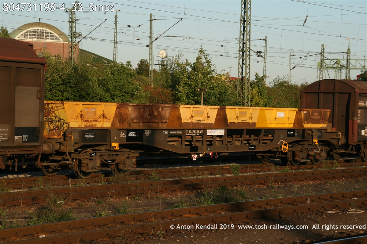804731198-4_33_Smps.JPG
